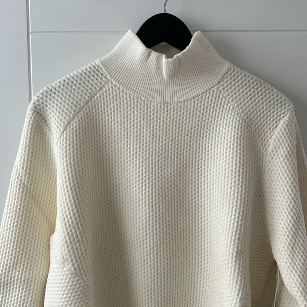 Frame Sweater - Picture 3 of 6